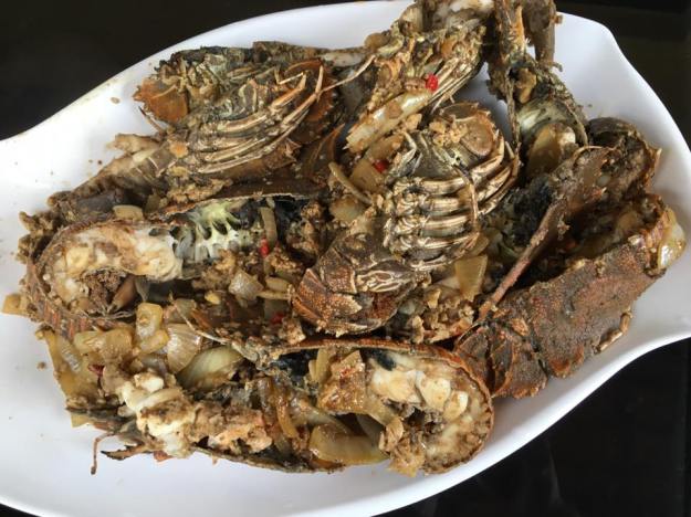 #4 teochew egg & onion crayfish