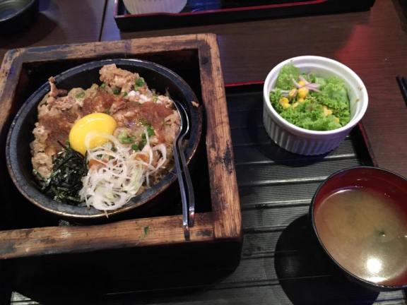 pork stone pot set S$12.90