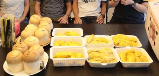 12pax durian party
