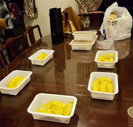 ah seng durians 13.6kg