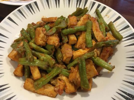 chilli long beans & fried tofu