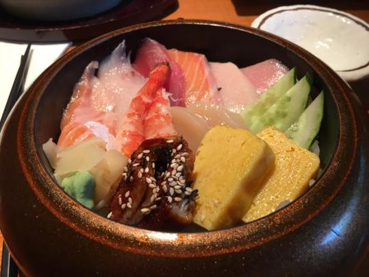chirashi don