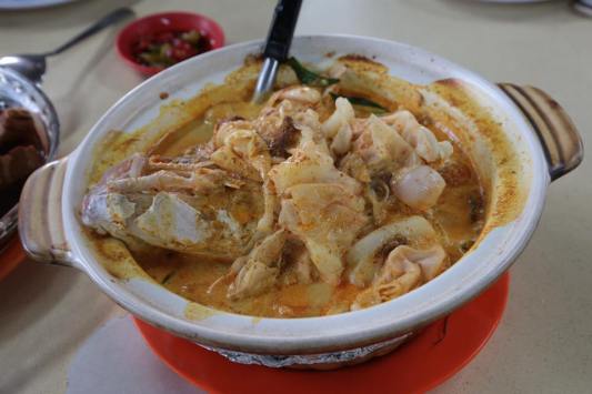 fish head curry S$25