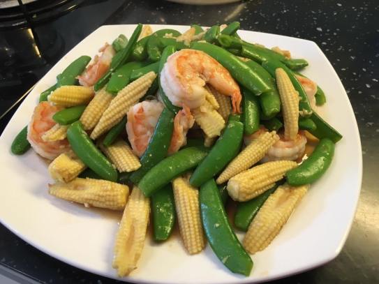 prawns, sweet peas, baby corn