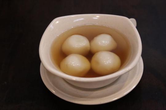 sesame & peanut dumplings