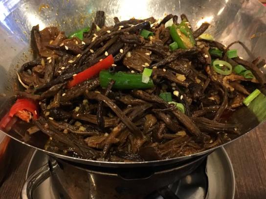 some chilli mushrooms