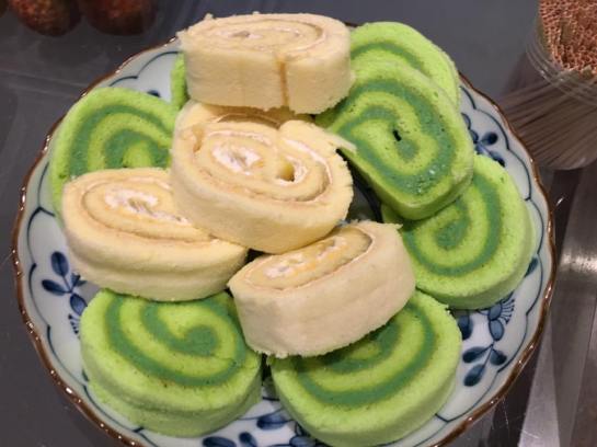 wai han brought pandan & durian rolls