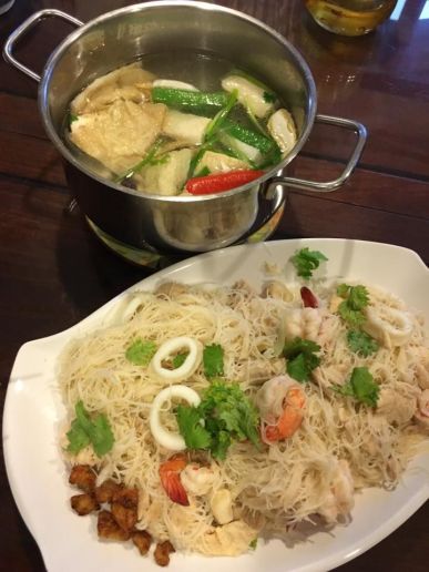 white bee hoon ＋ yong tau foo