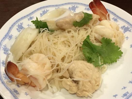 very moist & stock infused white beehoon