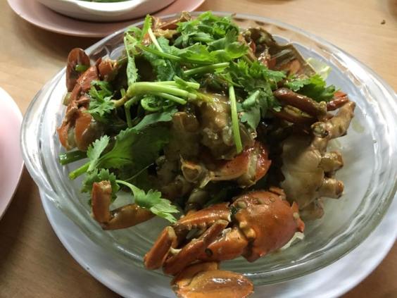 famous white pepper crabs