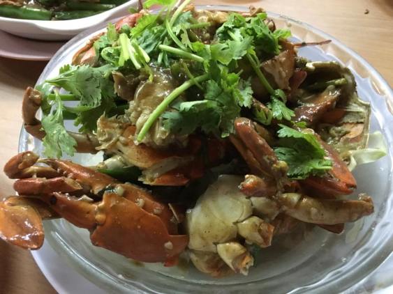 famous white pepper crabs