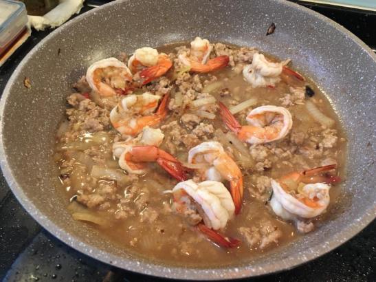prawn with minced pork fried tofu