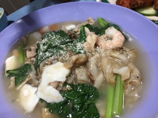 seafood fried hor fun