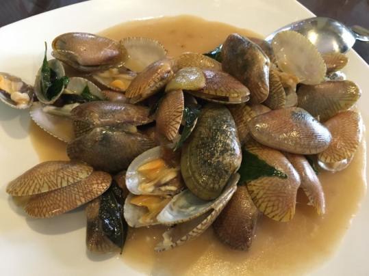 fried lala-manila clams