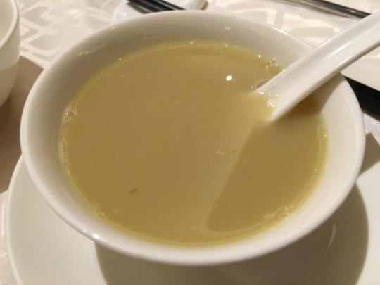 lie tong 例汤 － 1/2 pot S$16