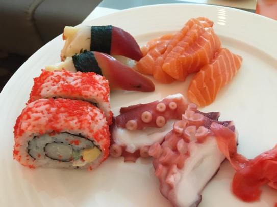 salmon & tako sashimi, atlantic surf clam sushi & reverse maki