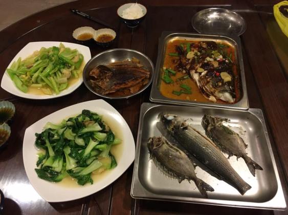 song fish head, mullet, rabbit fish, dry tipo, vegetables