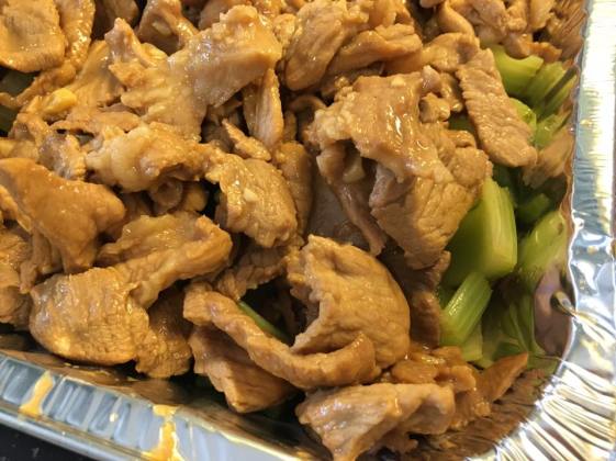 stir-fried lean meat & salted fish celery