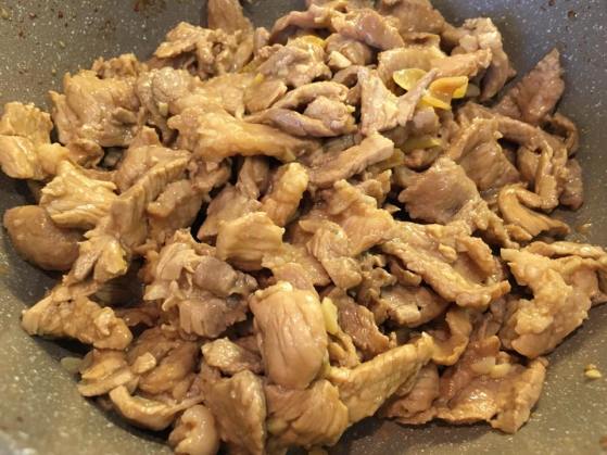 stir-fried lean meat