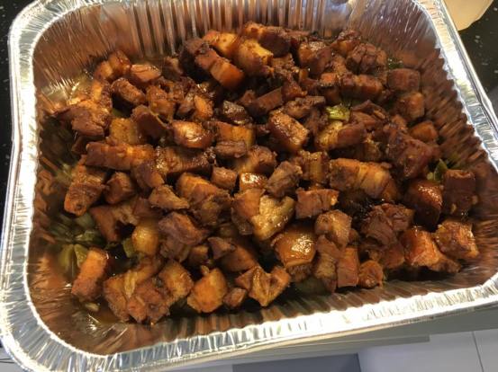 tau you bak 鲁腩肉 & leeks & onions