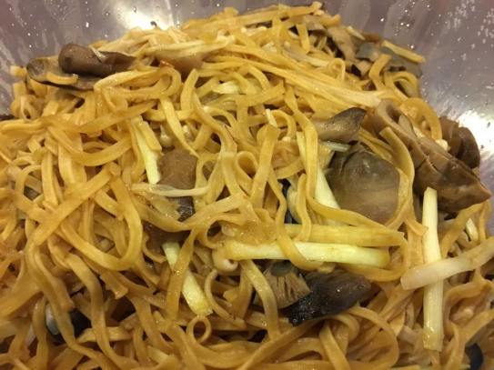 #8 yeemeen - tapao 'cos too much food