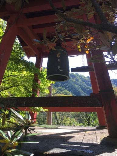 bonsho-temple-bell-1450-oldest-in-nikko