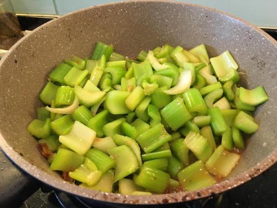 celery with salted fish