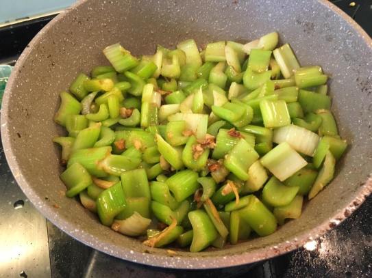 celery with salted fish