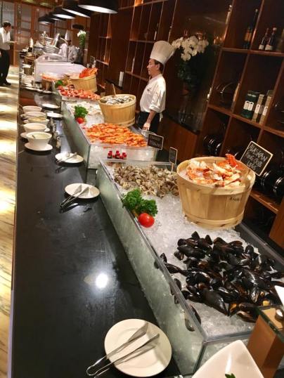 cold seafood station