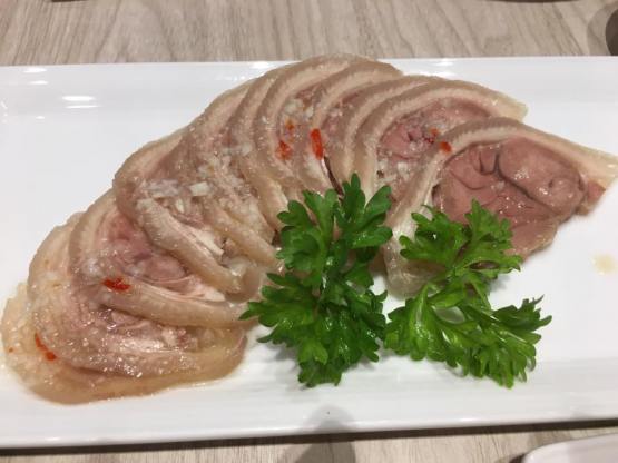 pork trotters terrine 熏蹄