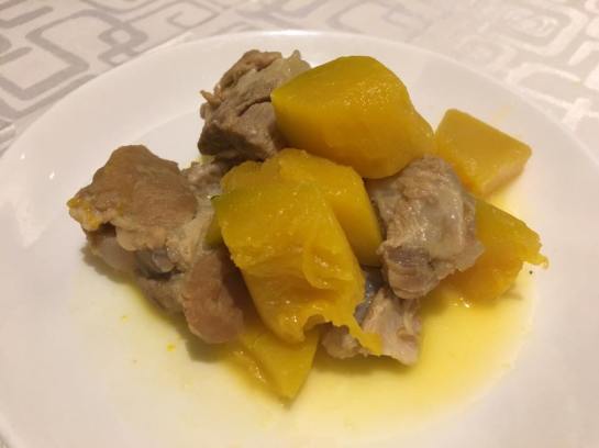 pumpkin soup ingredients - soft bones + pumpkin (S$16)