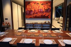 such-a-pleasant-bali-dining-environment