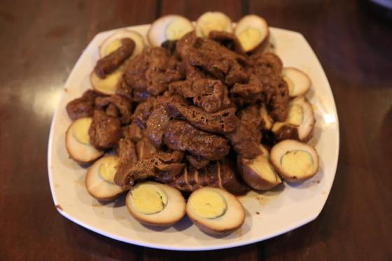 taupok, tau kua & lor nerng-braised egg