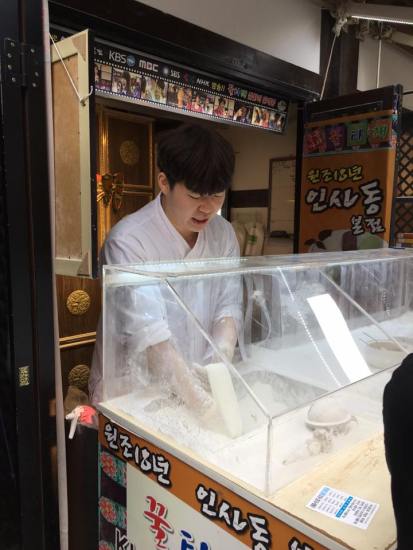 d1-insadong-%e4%bb%81%e5%af%ba%e6%b4%9e3