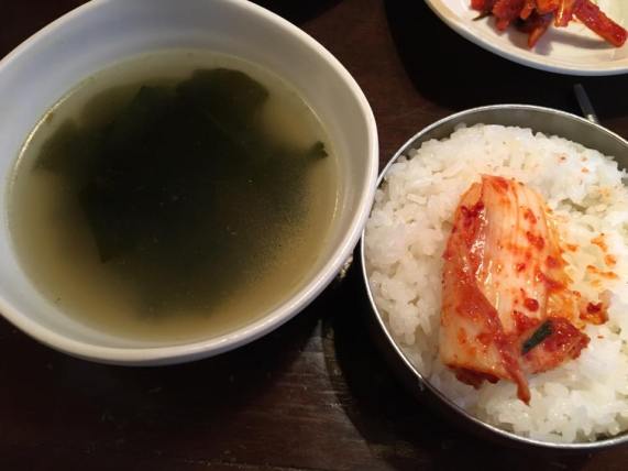 d1-seaweed-soup-rice-Insadong Geu Jib 仁寺洞那家 인사동 그집 @ insadong 仁寺洞