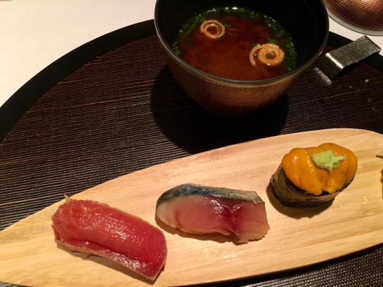 chutoro + saba + uni sushi