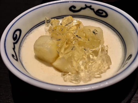 creme with pear & jelly