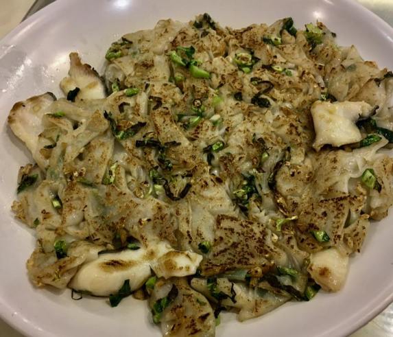 crispy-teochew-style-kuay-teow-with-chye-poh-sliced-fish