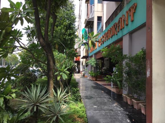 gayatri @ race course road