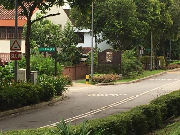 jln bingka - can park here & walk