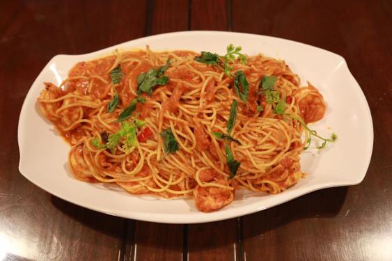 prawn pasta in pink sauce