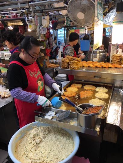 seafood-pancake-stall3
