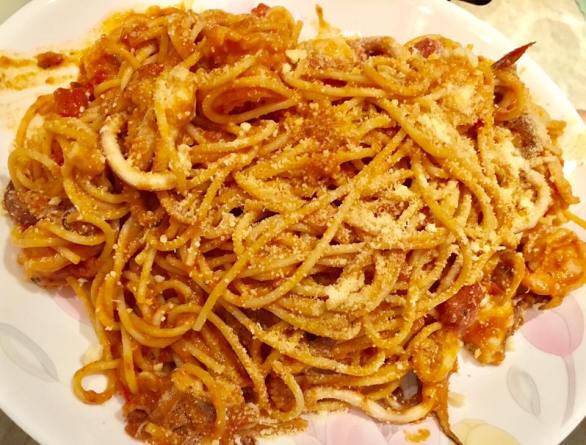 seafood pasta in pink sauce