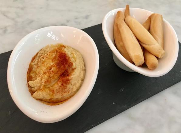 breadstick & hummus