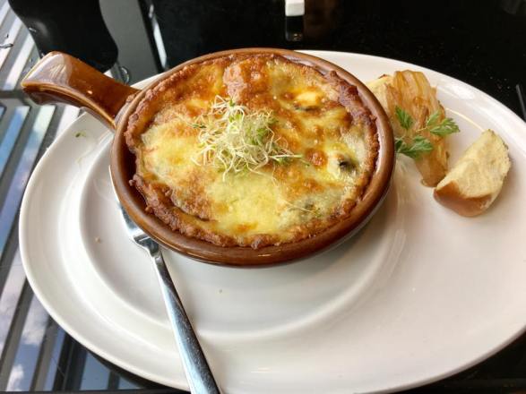 button mushrooms gratin