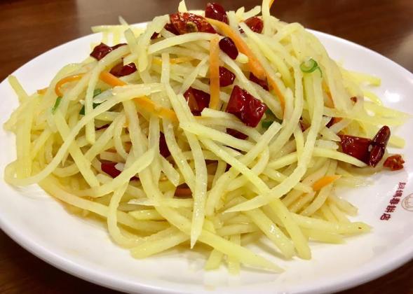 fried julienned potato 土豆丝