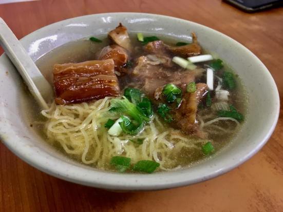 beef brisket cum tendons noodles 牛腩牛根面 HK$28