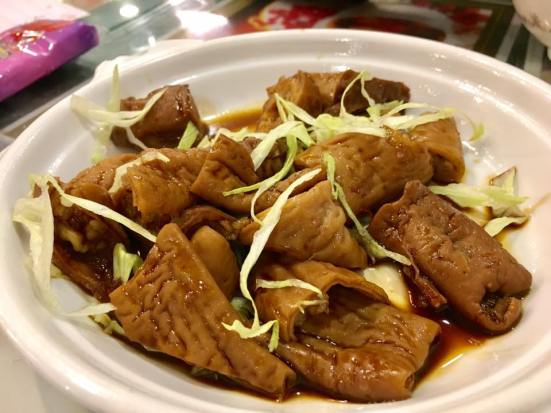 braised large intestines 鲁大肠