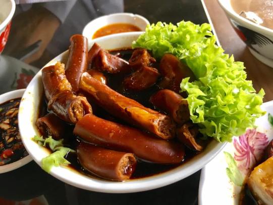 braised small intestines