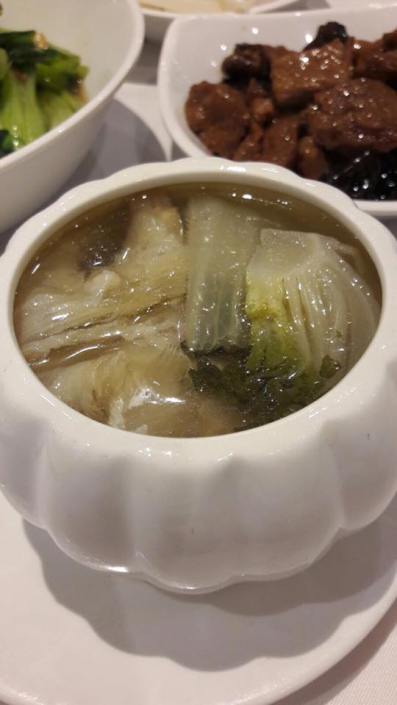 chicken sharksfin soup - HK$28